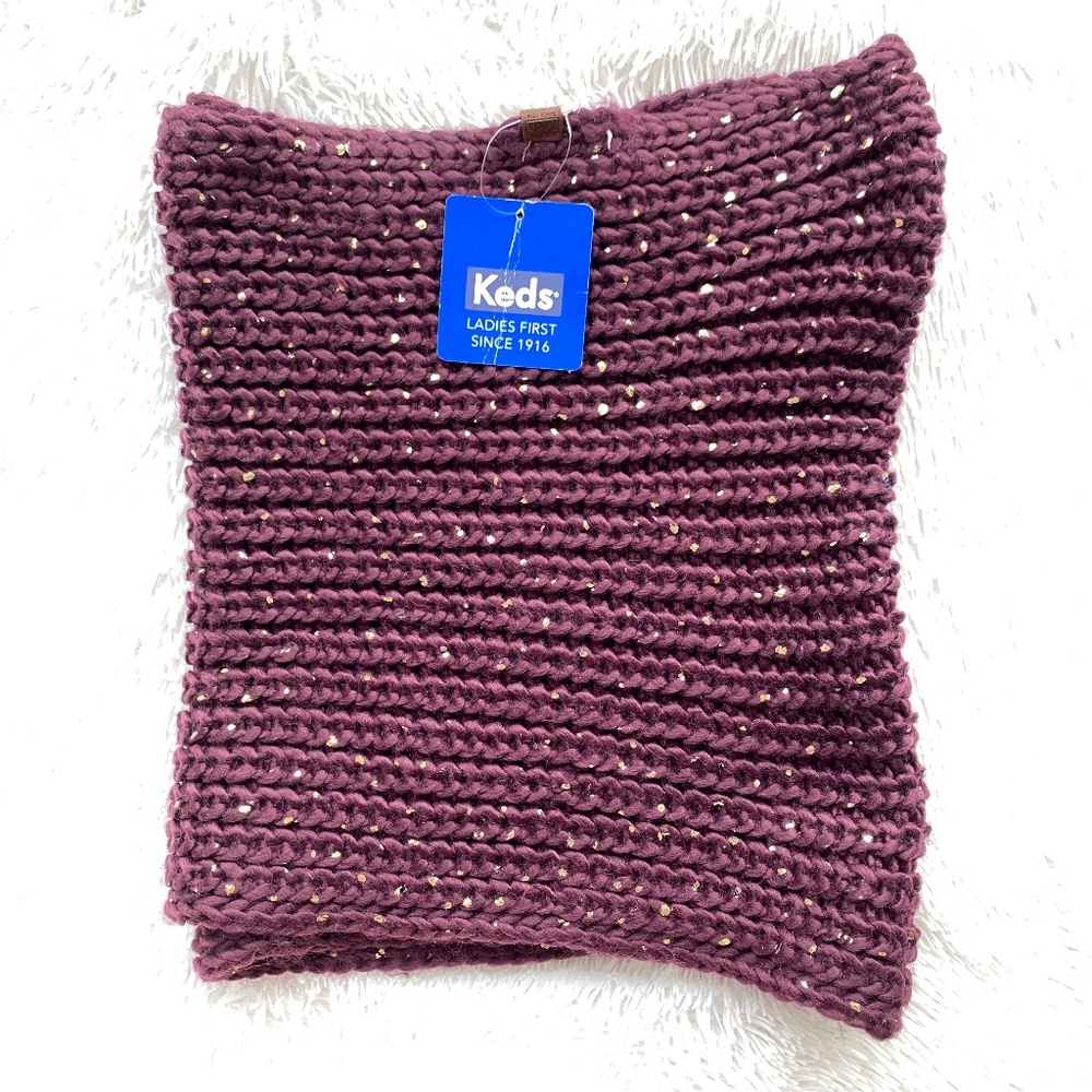 NWT KEDS Burgundy Chunky Knit Infinity Scarf KED225